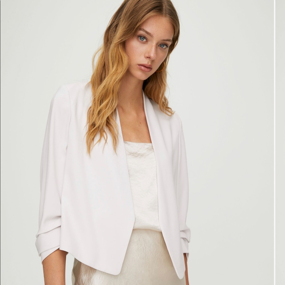 NWT Babaton Power Short Blazer